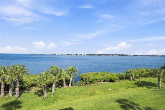 920 TIDEWATER SHORES LOOP 307, Bradenton, FL 34208