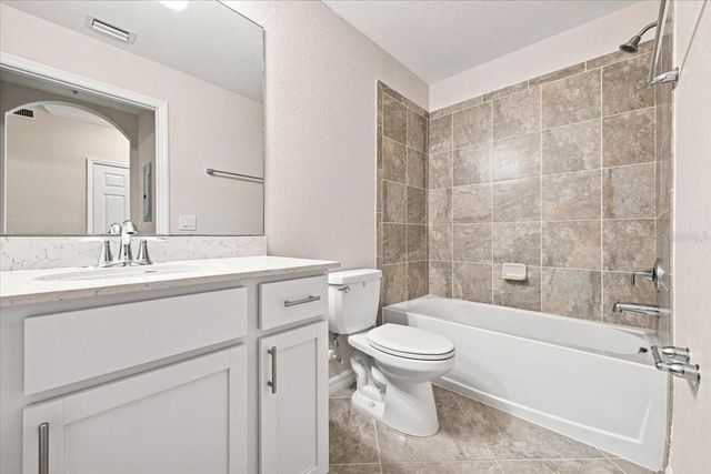 920 TIDEWATER SHORES LOOP 307, Bradenton, FL 34208