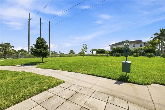 920 TIDEWATER SHORES LOOP 307, Bradenton, FL 34208