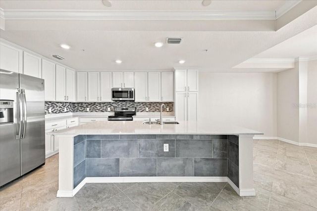920 TIDEWATER SHORES LOOP 307, Bradenton, FL 34208
