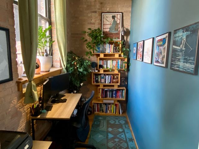 1250 W Van Buren Street 208, Chicago, IL 60607