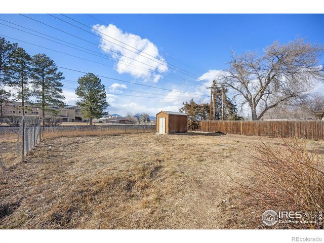 121 Willow Cir Dr, Loveland, CO 80537