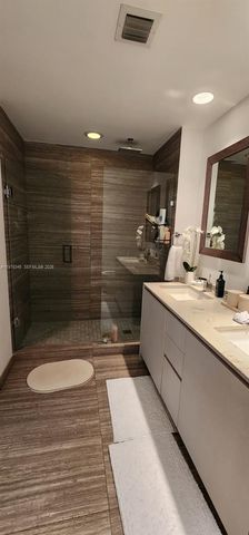 1010 Brickell Ave 4208, Miami, FL 33131