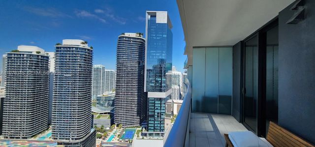 1010 Brickell Ave 4208, Miami, FL 33131