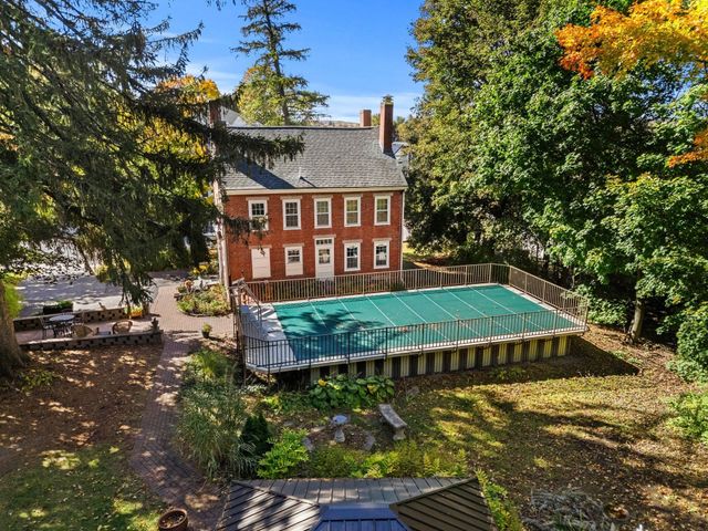 663 Main Street, Haverhill, MA 01830