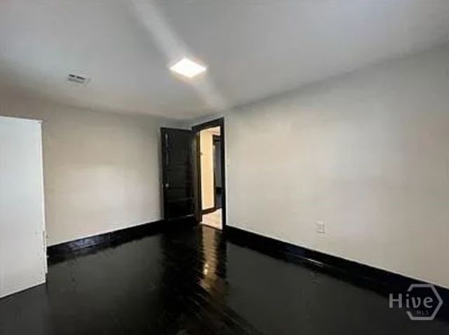 2221 Harden Street, Savannah, GA 31415