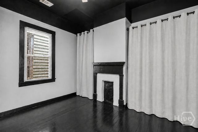 2221 Harden Street, Savannah, GA 31415
