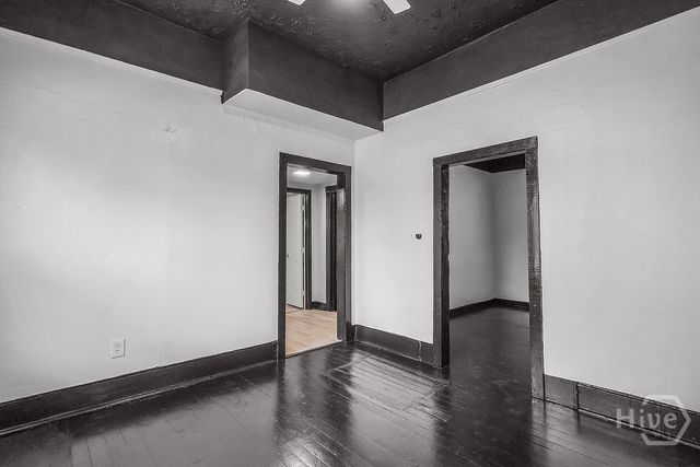 2221 Harden Street, Savannah, GA 31415