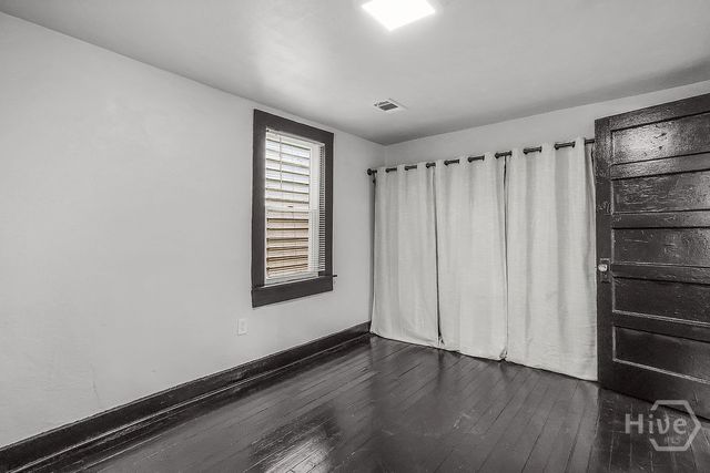 2221 Harden Street, Savannah, GA 31415