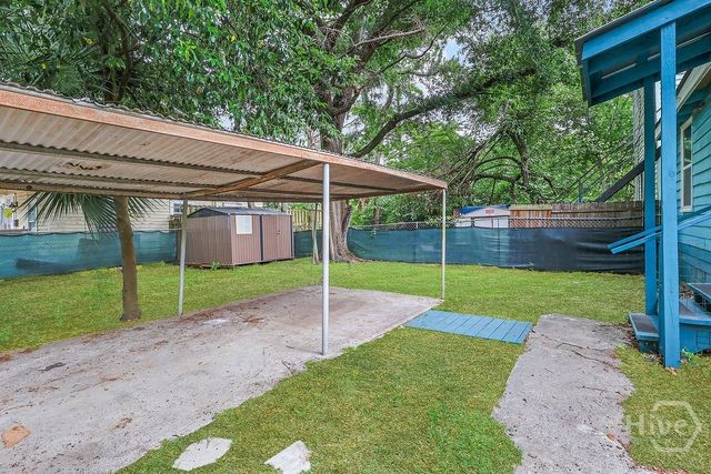2221 Harden Street, Savannah, GA 31415