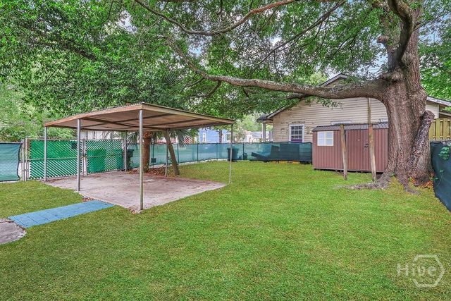 2221 Harden Street, Savannah, GA 31415
