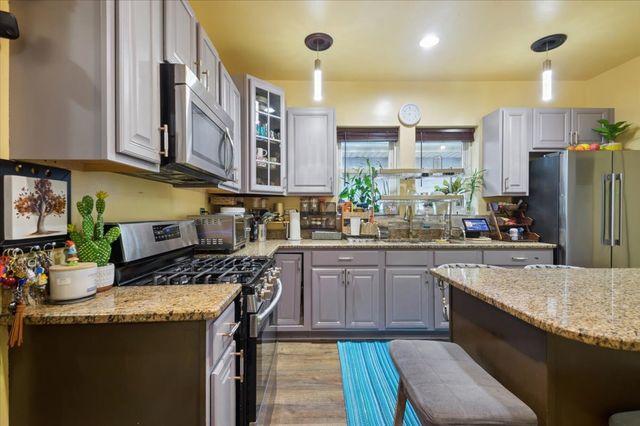 1444 Gunderson Avenue, Berwyn, IL 60402