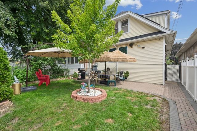 1444 Gunderson Avenue, Berwyn, IL 60402