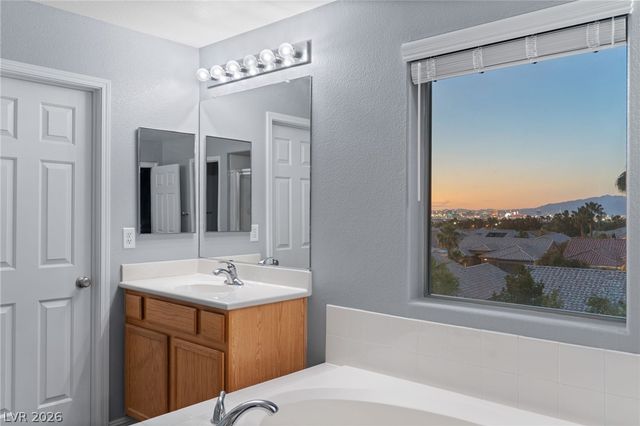 1240 Sonatina Drive, Henderson, NV 89052