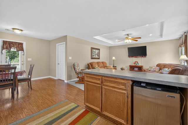 114 Holly Berry Street, Onalaska, TX 77360