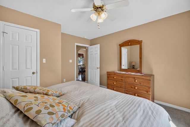 114 Holly Berry Street, Onalaska, TX 77360