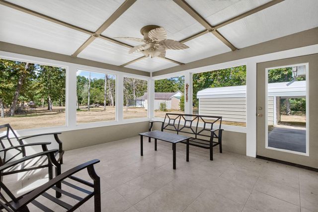 114 Holly Berry Street, Onalaska, TX 77360