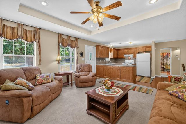 114 Holly Berry Street, Onalaska, TX 77360