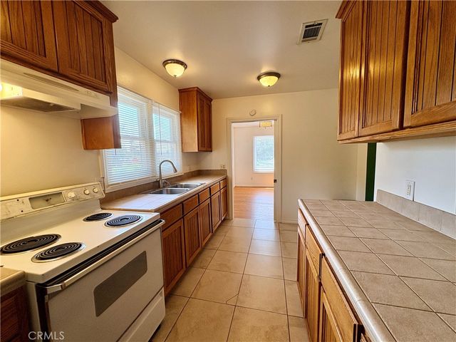 201 Arrow Highway, Claremont, CA 91711