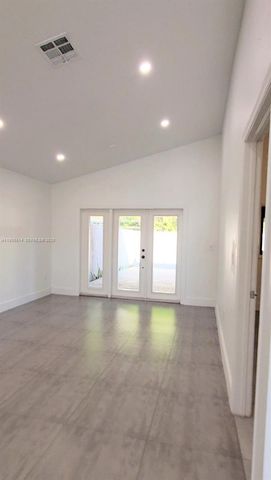 22225 SW 100th Ave, Cutler Bay, FL 33190