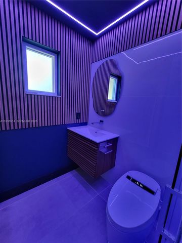 22225 SW 100th Ave, Cutler Bay, FL 33190