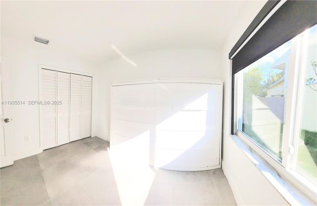 22225 SW 100th Ave, Cutler Bay, FL 33190