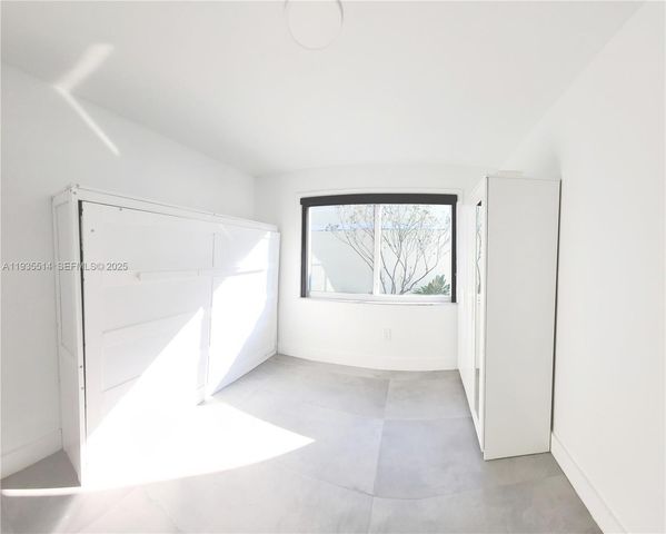 22225 SW 100th Ave, Cutler Bay, FL 33190