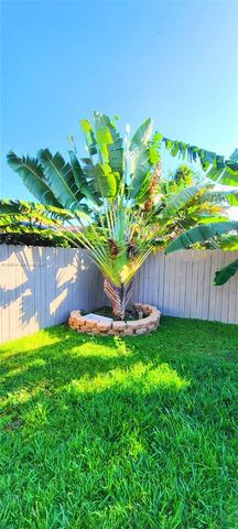 22225 SW 100th Ave, Cutler Bay, FL 33190