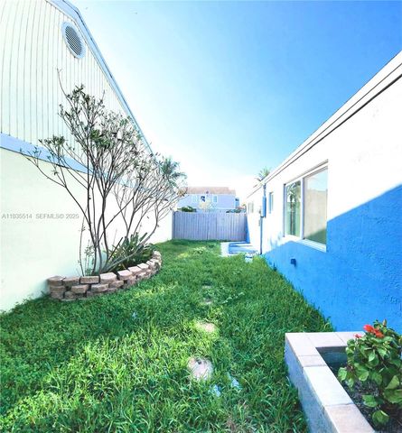 22225 SW 100th Ave, Cutler Bay, FL 33190