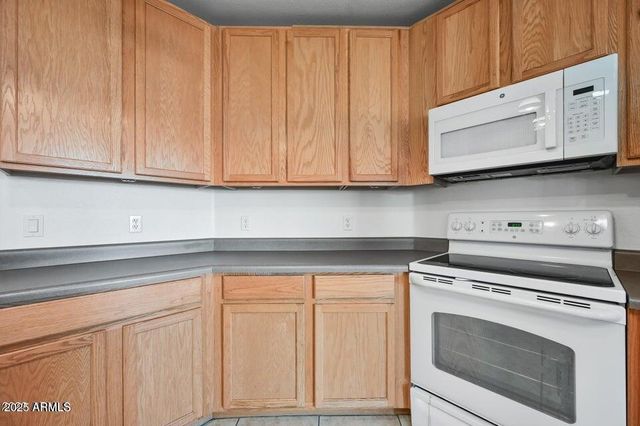 8245 E Bell Road Unit 151, Scottsdale, AZ 85260