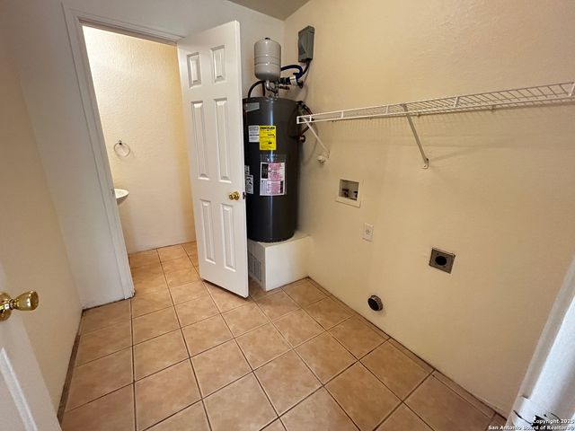 11250 Center Point Rd, San Antonio, TX 78233
