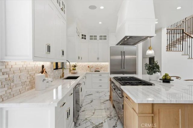 2126 Havemeyer Lane, Redondo Beach, CA 90278
