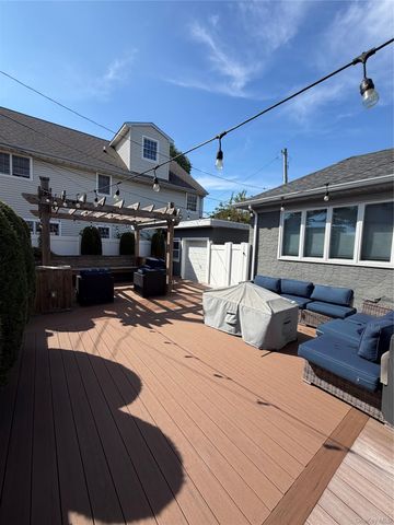 607 Lincoln Boulevard, Long Beach, NY 11561