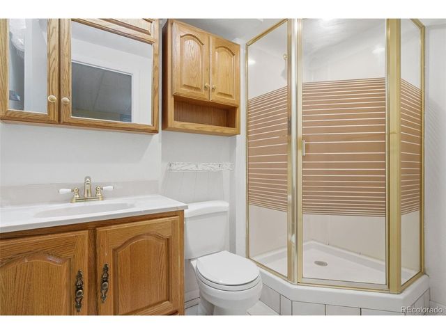 8123 W Iowa Ave, Lakewood, CO 80232