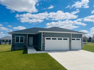 1683 20th Avenue SE, Altoona, IA 50009
