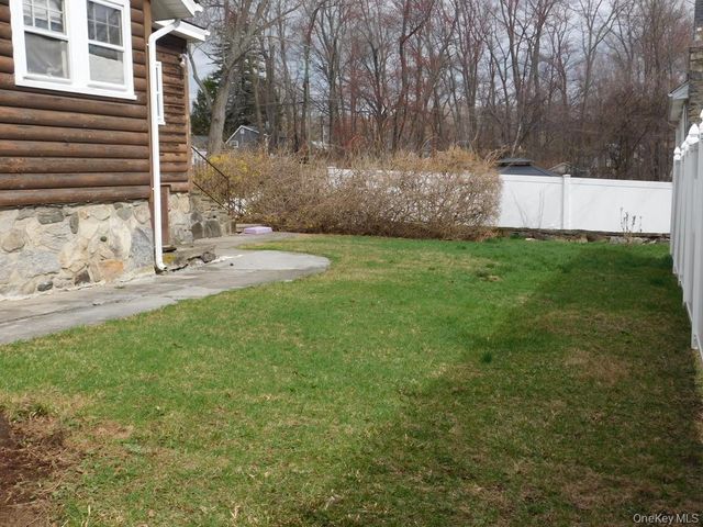 219 Willow Drive, Mahopac, NY 10541