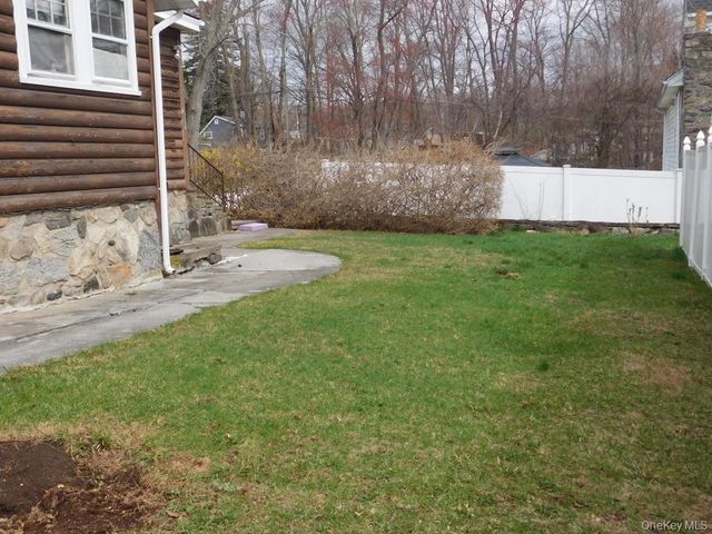 219 Willow Drive, Mahopac, NY 10541
