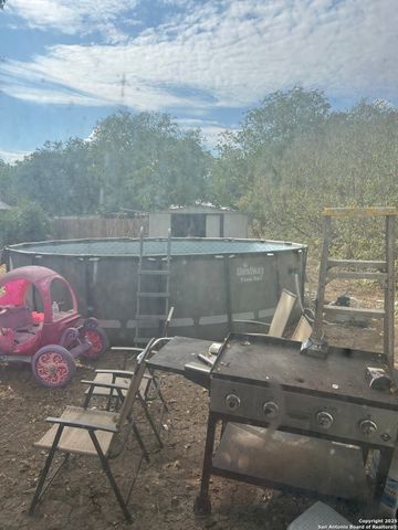 2214 W Cesar E Chavez, San Antonio, TX 78207