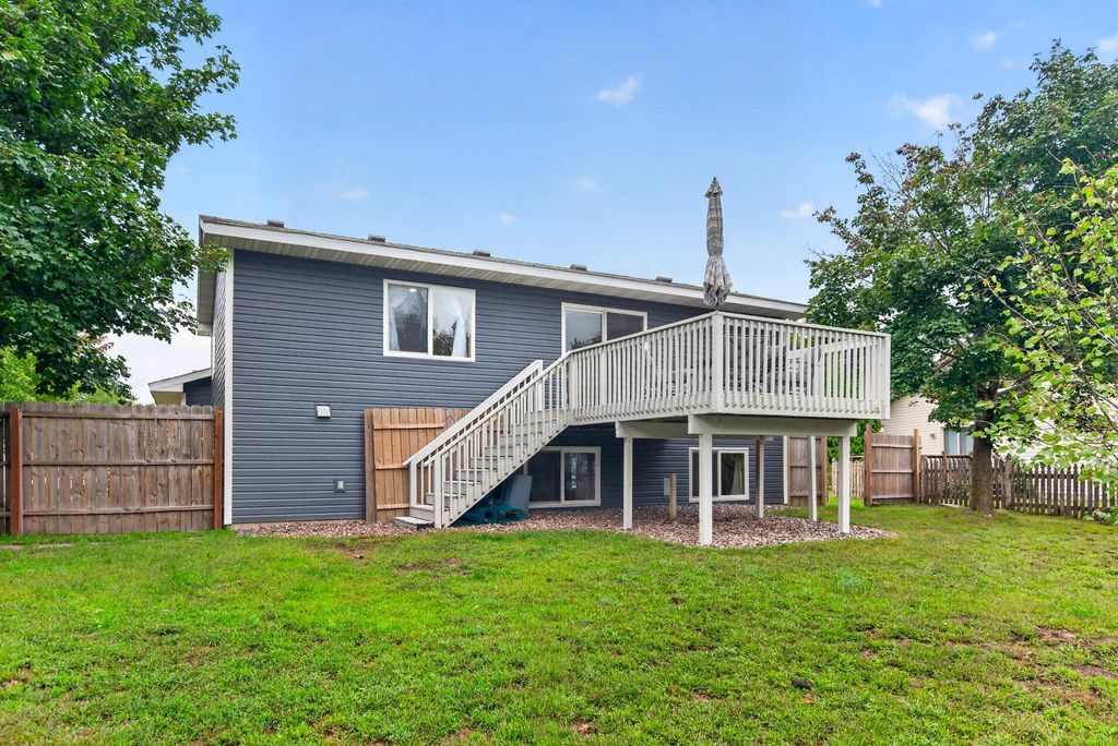 25829 10th Street W, Zimmerman, MN 55398 — photo 2