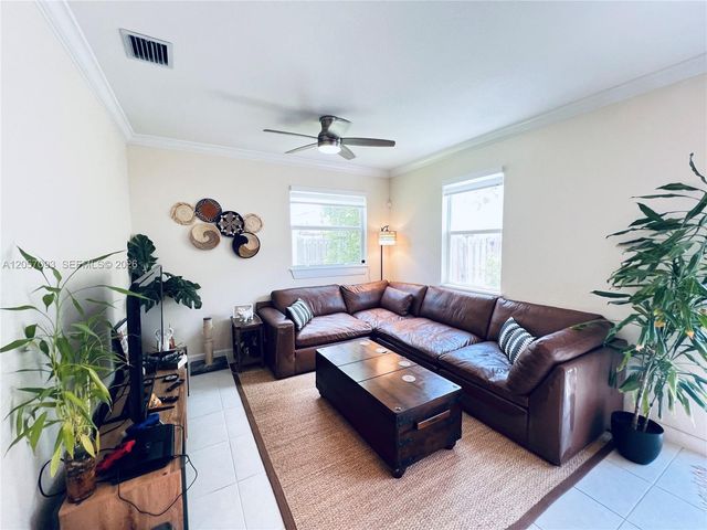12635 NW 24th Ave, Miami, FL 33167