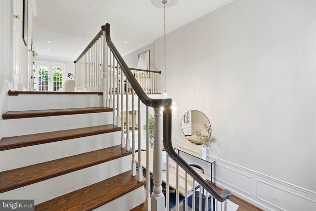 4286 MASSACHUSETTS AVE NW, Washington, DC 20016