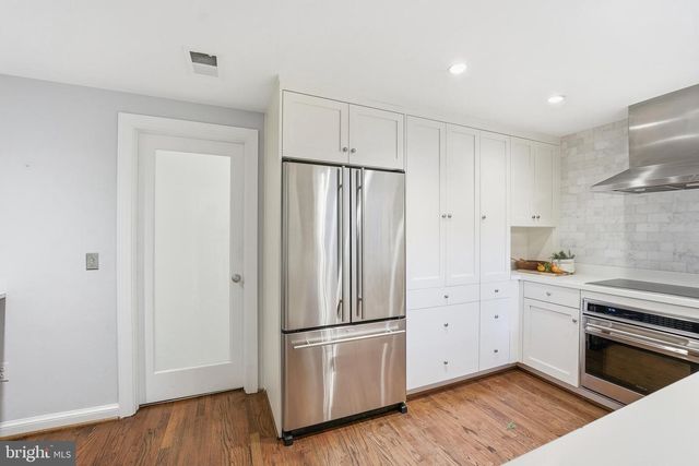 4286 MASSACHUSETTS AVE NW, Washington, DC 20016