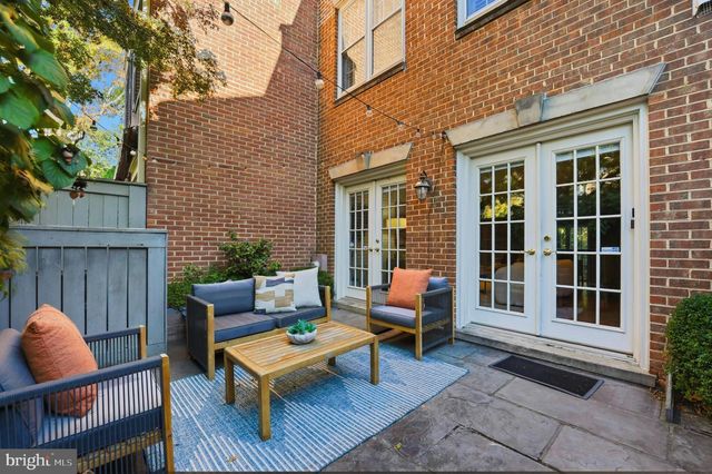 4286 MASSACHUSETTS AVE NW, Washington, DC 20016