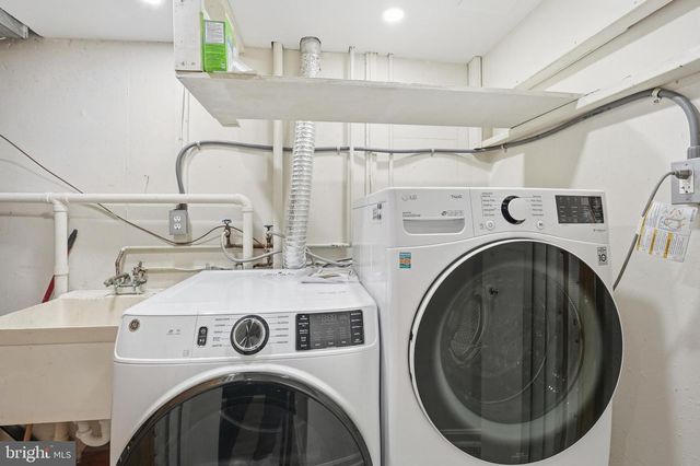 4286 MASSACHUSETTS AVE NW, Washington, DC 20016