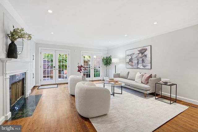 4286 MASSACHUSETTS AVE NW, Washington, DC 20016