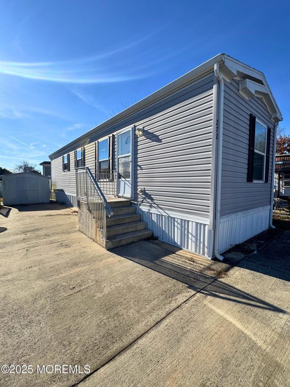 1881 Route 37 272, Toms River, NJ 08757
