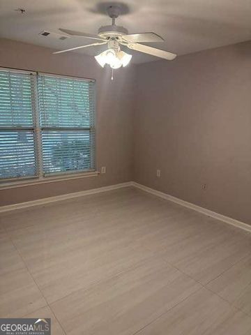 490 Barnett Shoals Road 301, Athens, GA 30605