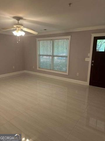 490 Barnett Shoals Road 301, Athens, GA 30605