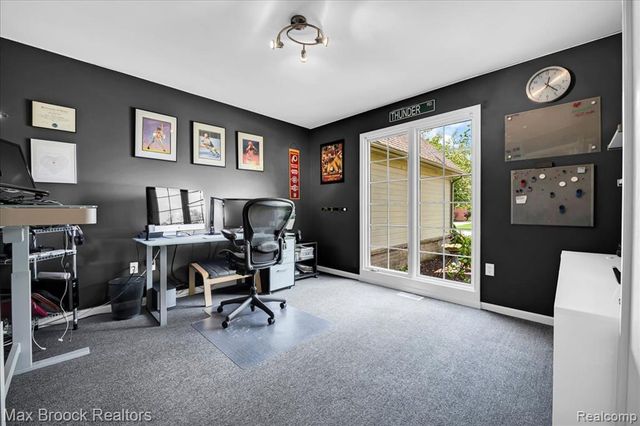 4086 Arcadia Drive, Rochester Hills, MI 48326