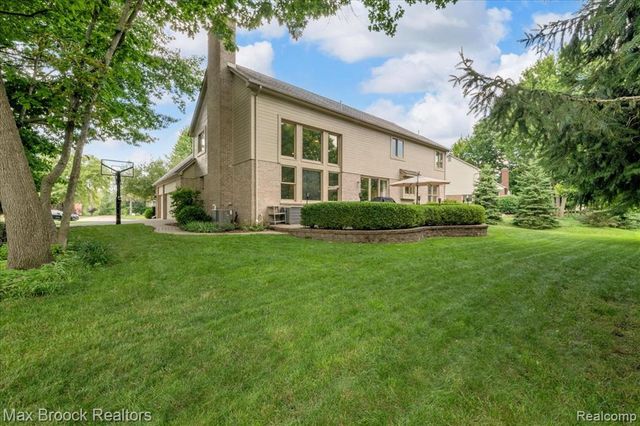 4086 Arcadia Drive, Rochester Hills, MI 48326